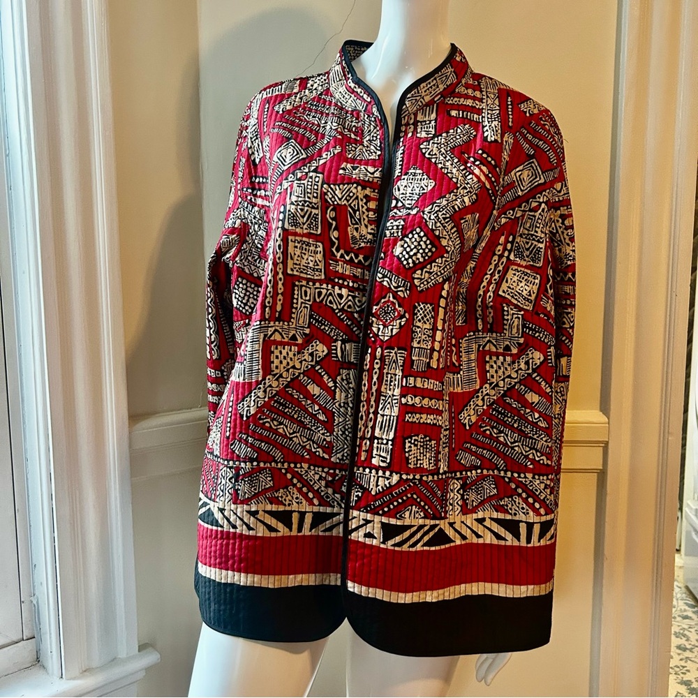 Asian Style Alfred Dunner Red Geometric Versatile Blazer in Size 16 no buttons